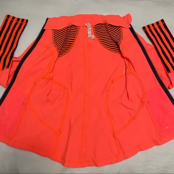 Lululemon Forme Jacket Size 6 Light flare/Inkwell/Stripes - Picture 3 of 15